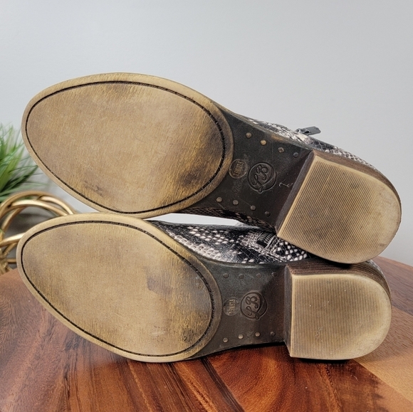 Lucky Brand Snakeskin Print Leather Bartalino zipper ankle boots Size 7.5 - Picture 14 of 17